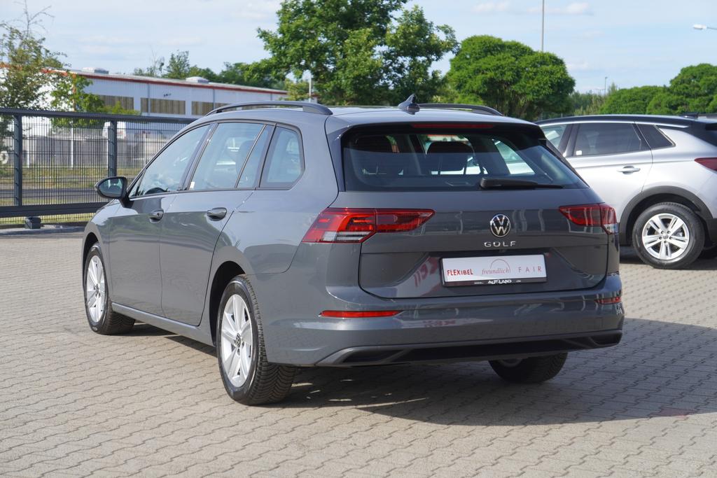 Volkswagen Golf 2023 г. Серый, пробег 52340 км
