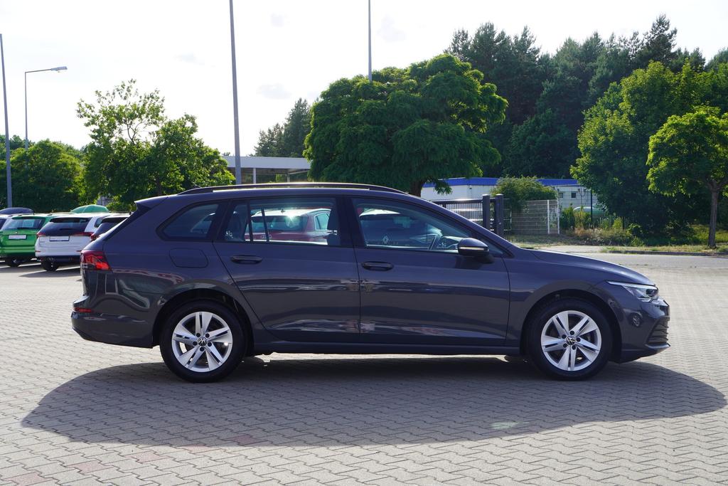 Volkswagen Golf 2023 г. Серый, пробег 52340 км