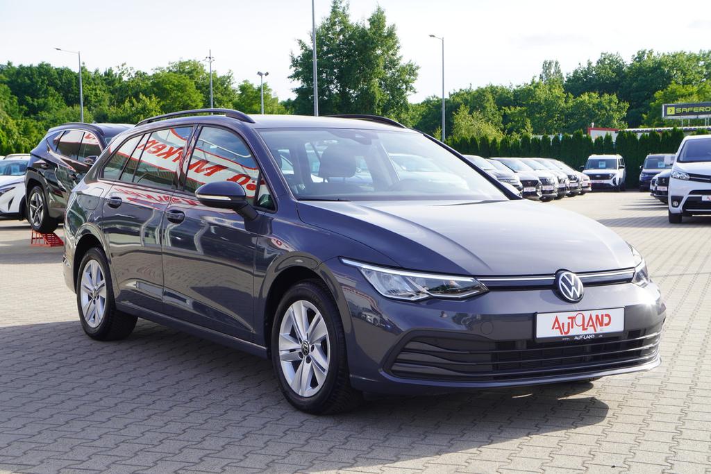 Volkswagen Golf 2023 г. Серый, пробег 52340 км