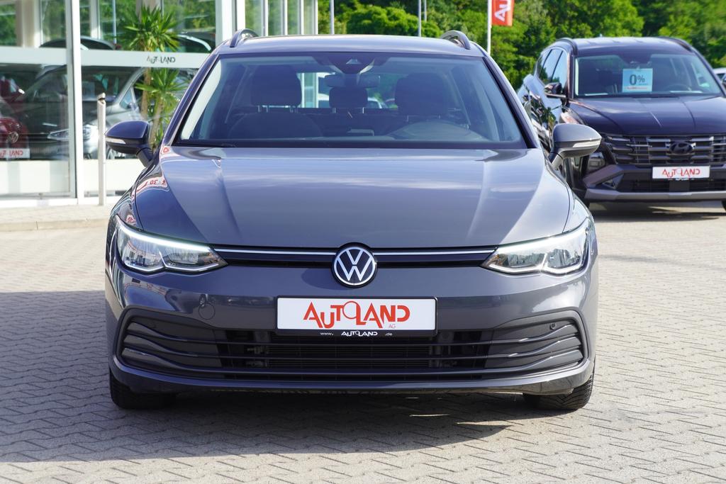 Volkswagen Golf 2023 г. Серый, пробег 52340 км