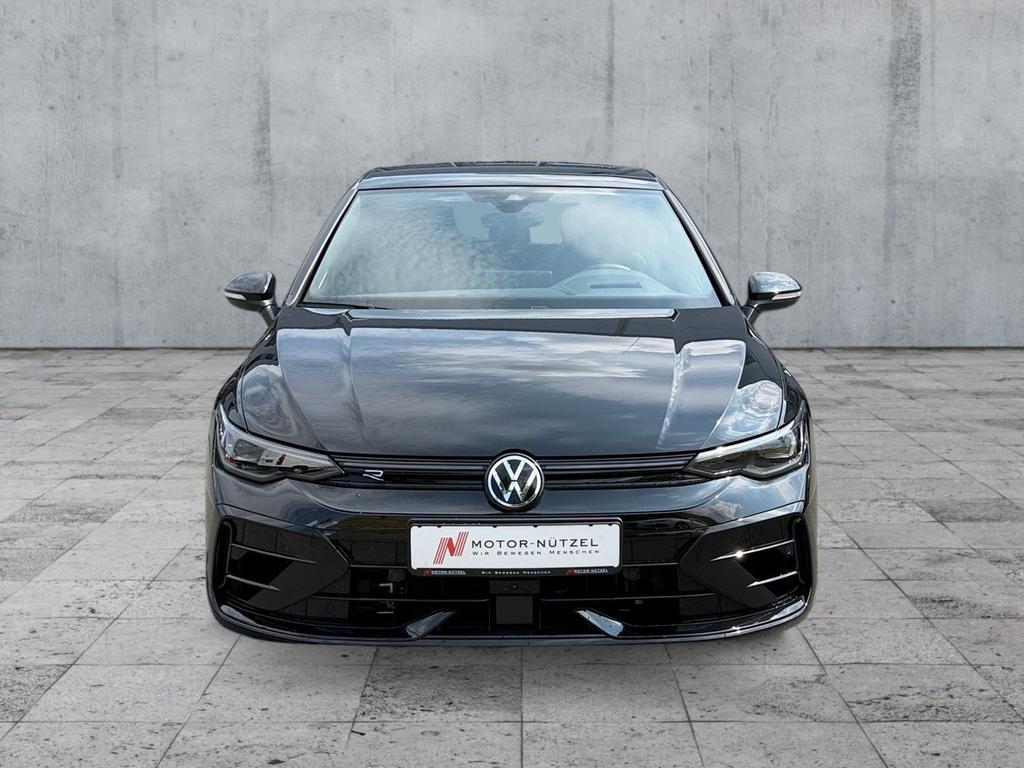 Volkswagen Golf 2025 г. Чёрный, пробег 20362 км
