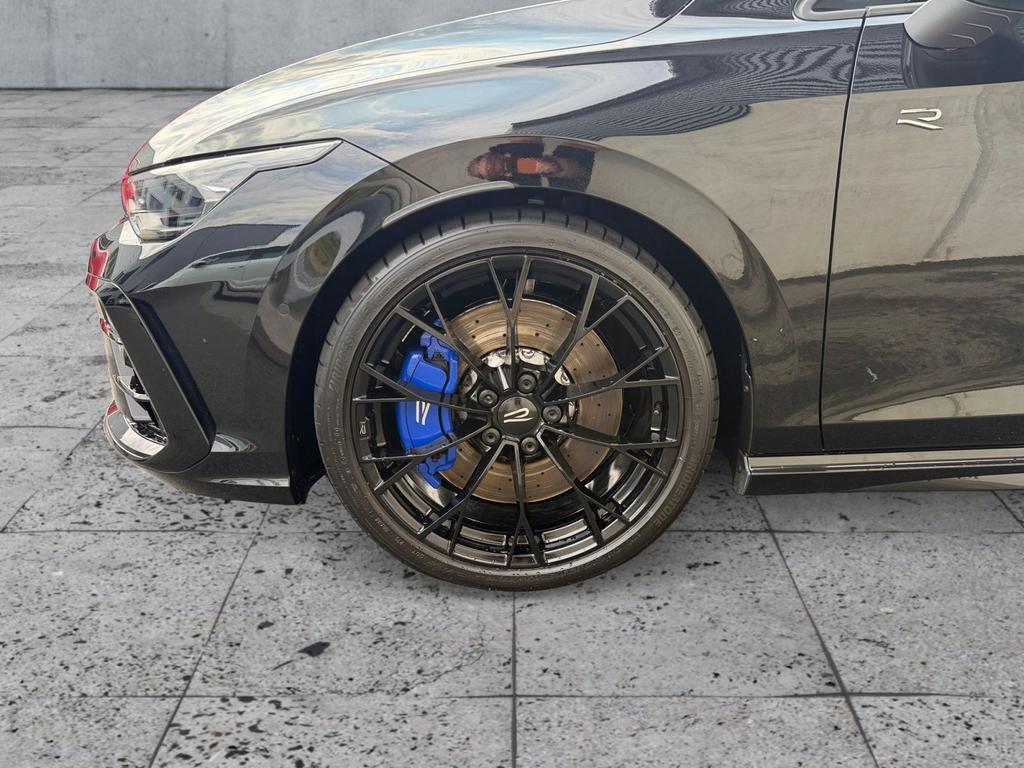 Volkswagen Golf 2025 г. Чёрный, пробег 20362 км