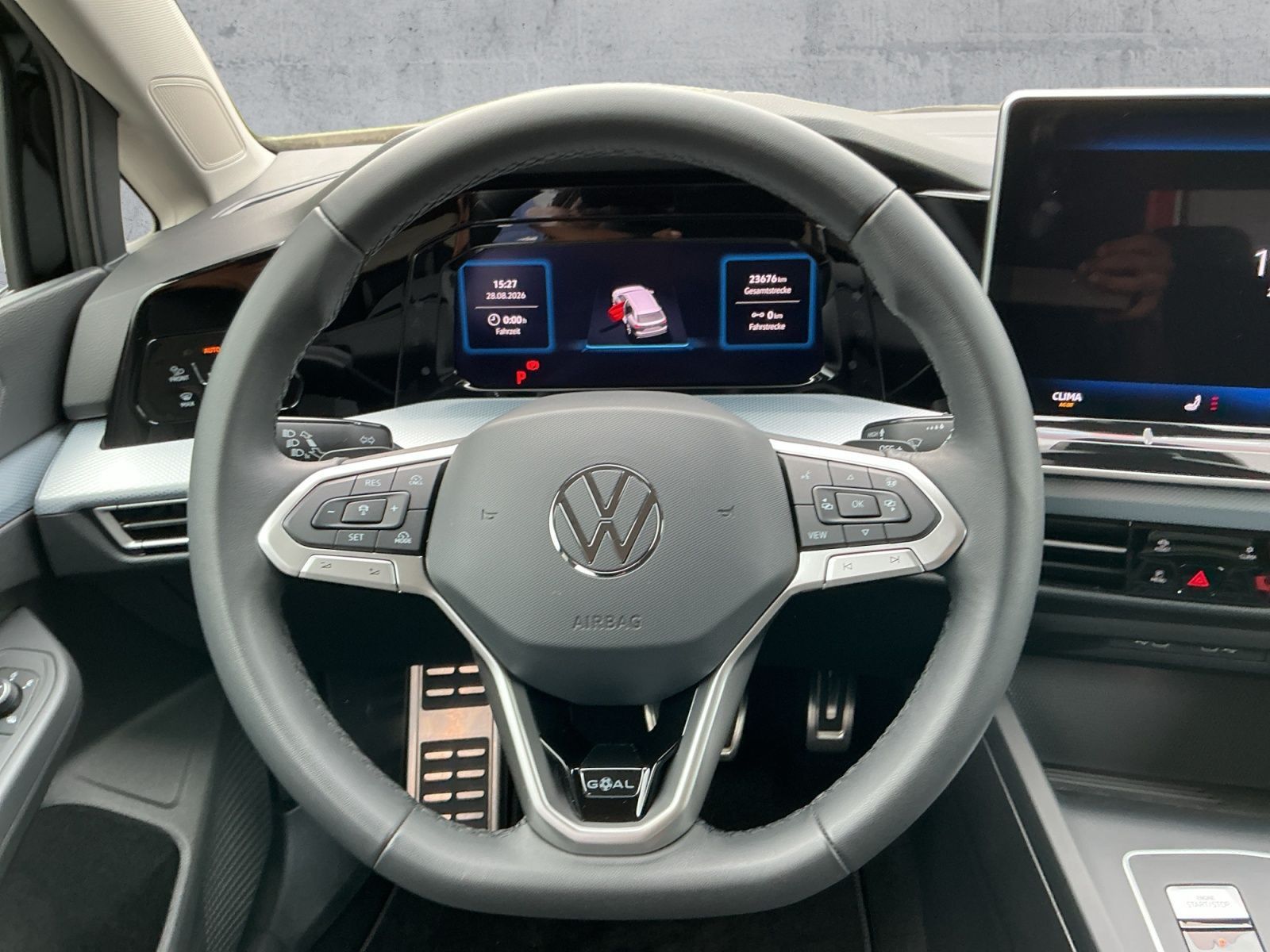 Volkswagen Golf 2025 г. Чёрный, пробег 23667 км