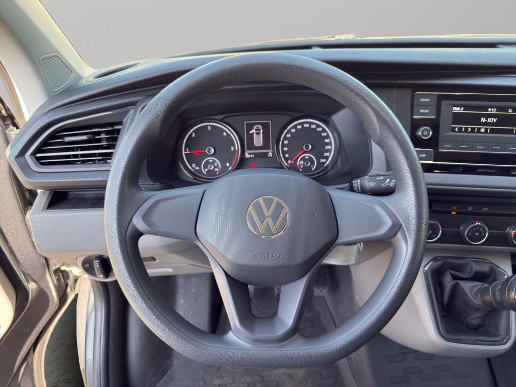 Volkswagen T6 TRANSPORTER 2023 г. Серый, пробег 49697 км