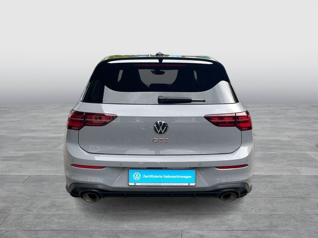 Volkswagen Golf 2022 г. Серый, пробег 33950 км