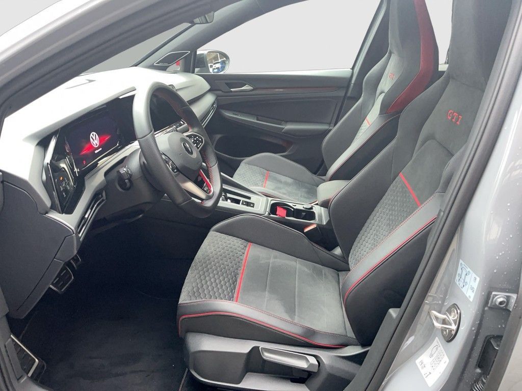 Volkswagen Golf 2022 г. Серый, пробег 33950 км