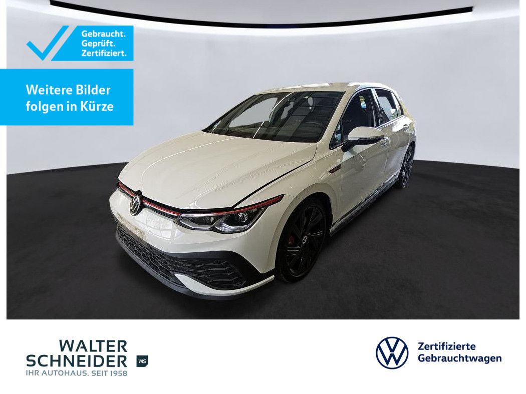 Volkswagen Golf 2023 г. Белый, пробег 59700 км