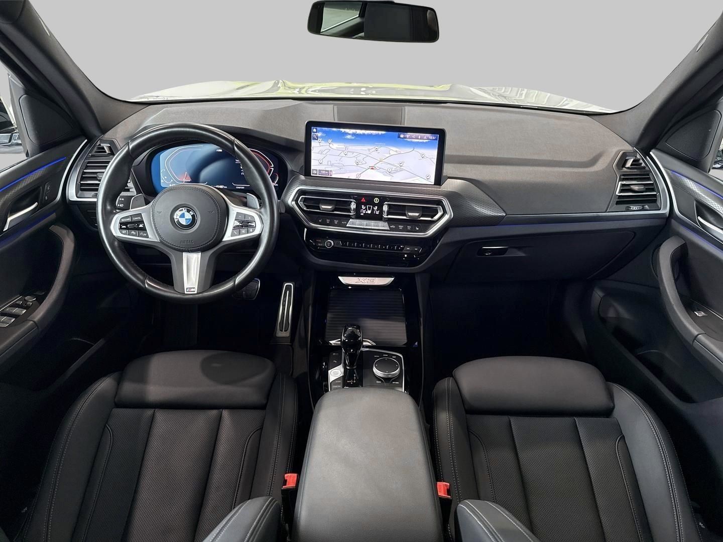 BMW X3 2024 г. Белый, пробег 37055 км