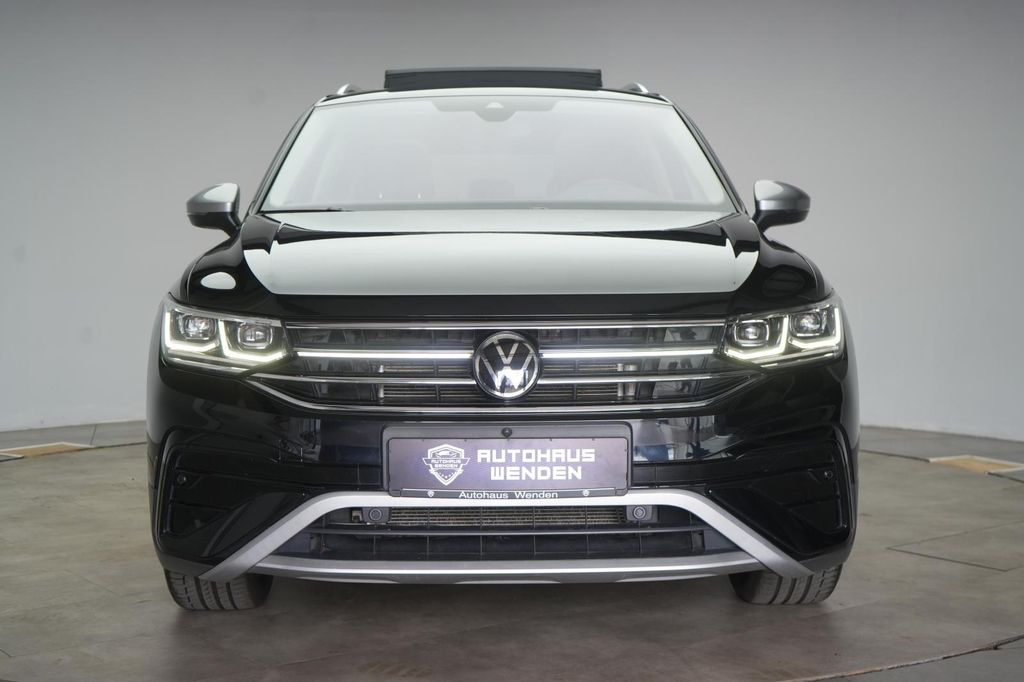 Volkswagen TIGUAN ALLSPACE 2022 г. Чёрный, пробег 55000 км