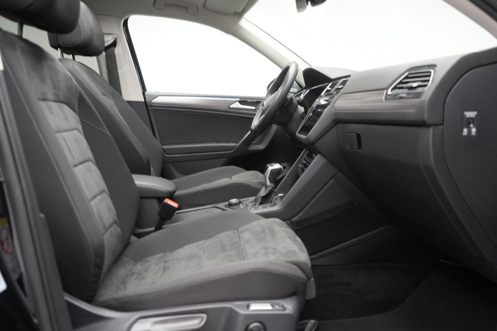 Volkswagen TIGUAN ALLSPACE 2022 г. Чёрный, пробег 55000 км