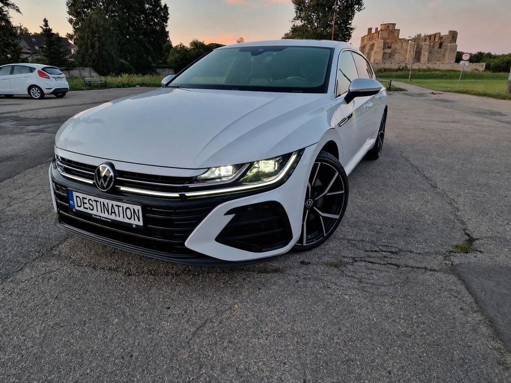 Volkswagen Arteon 2023 г. Белый, пробег 46122 км