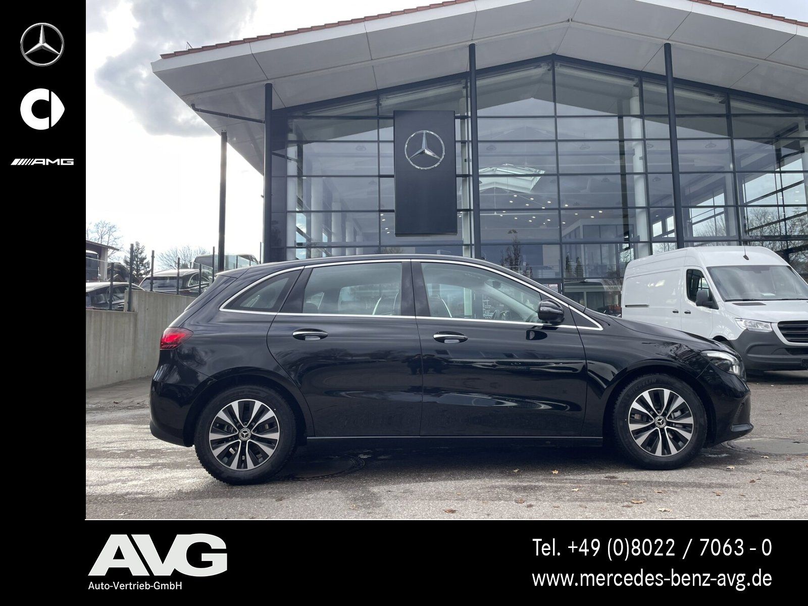 Mercedes-Benz B 180 2024 г. Чёрный, пробег 15500 км