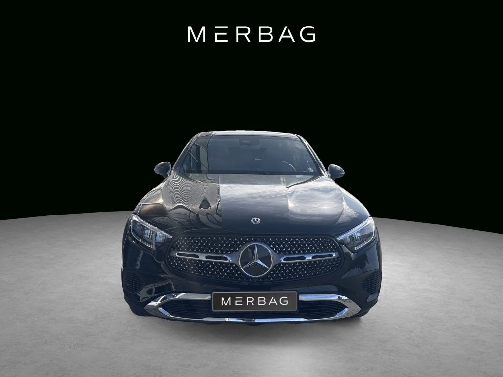 Mercedes-Benz GLC 200 2025 г. Чёрный, пробег 24679 км