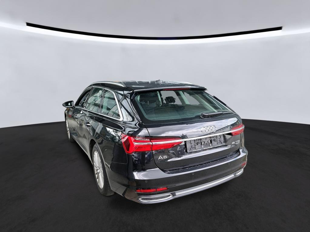 Audi A6 2022 г. Чёрный, пробег 45886 км