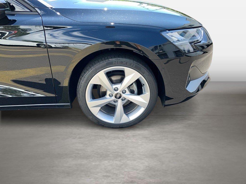Audi A3 2024 г. Чёрный, пробег 45200 км