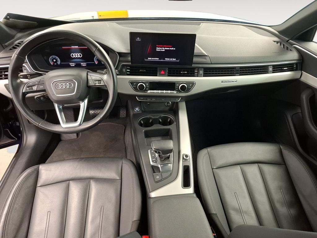Audi A4 2022 г. Синий, пробег 54689 км