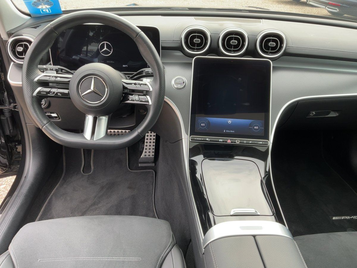 Mercedes-Benz C 180 2023 г. Чёрный, пробег 50650 км