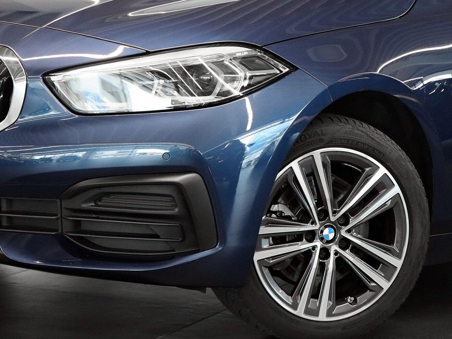 BMW 118 2024 г. Синий, пробег 34551 км