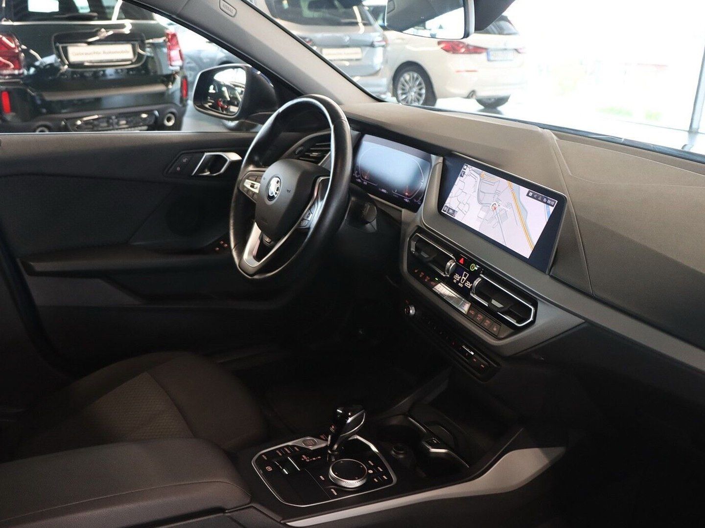 BMW 118 2024 г. Синий, пробег 34551 км