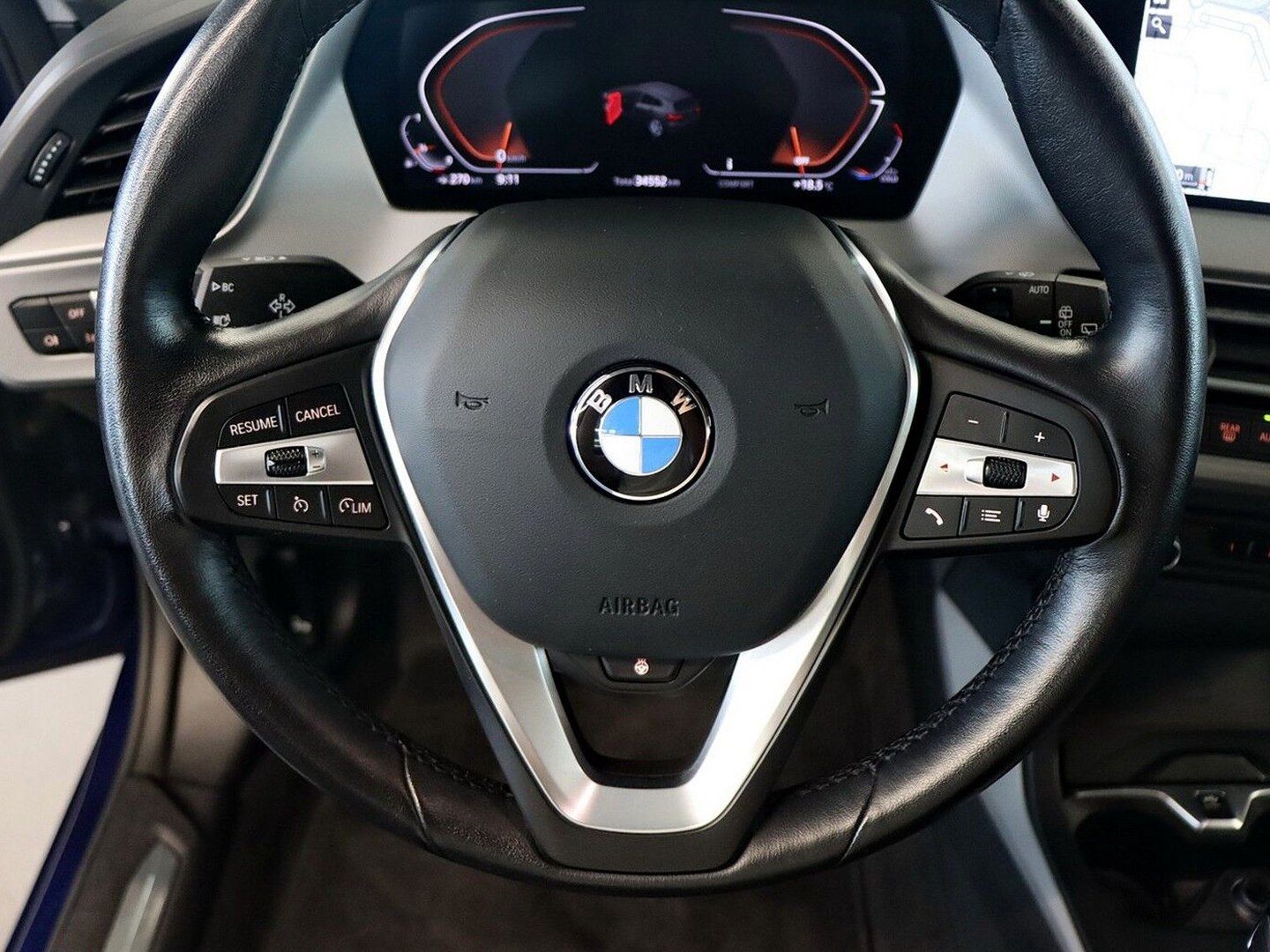 BMW 118 2024 г. Синий, пробег 34551 км