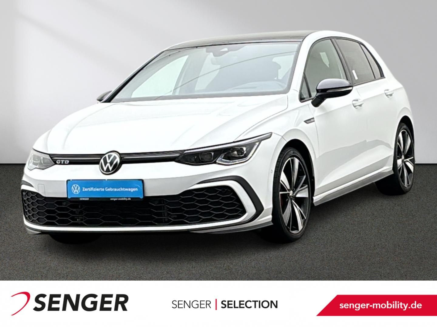 Volkswagen Golf 2023 г. Белый, пробег 31519 км