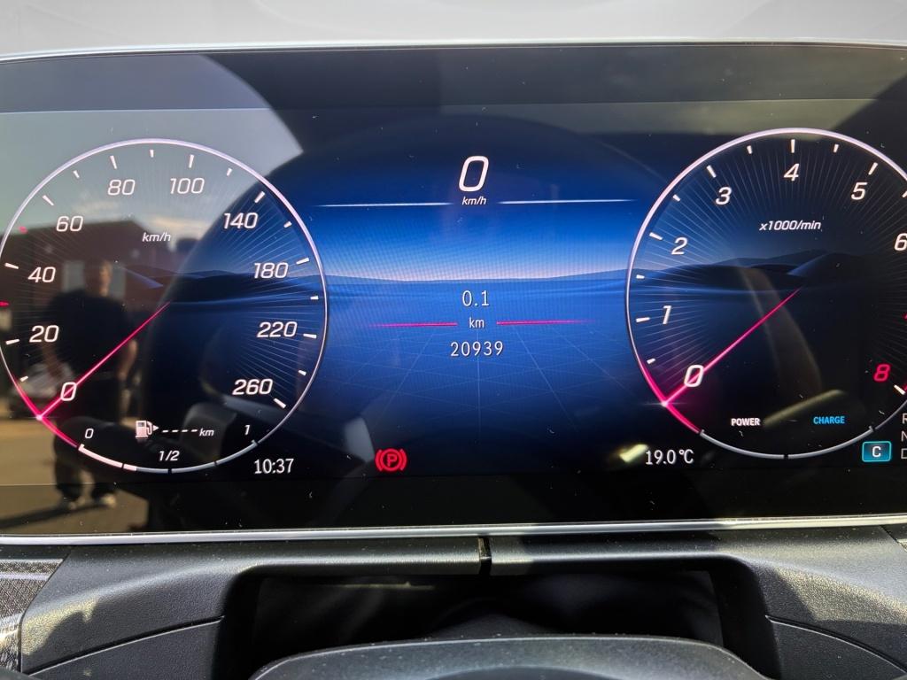 Mercedes-Benz CLE 200 2026 г. Чёрный, пробег 20937 км