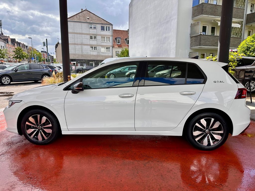 Volkswagen Golf 2025 г. Белый, пробег 54662 км