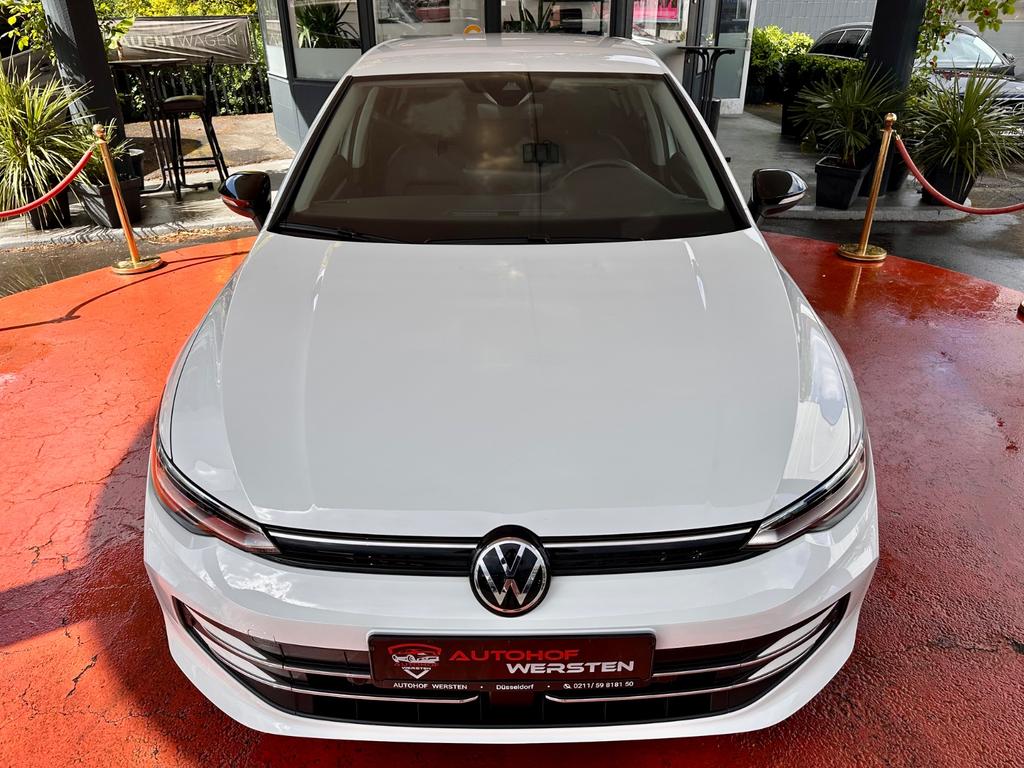 Volkswagen Golf 2025 г. Белый, пробег 54662 км
