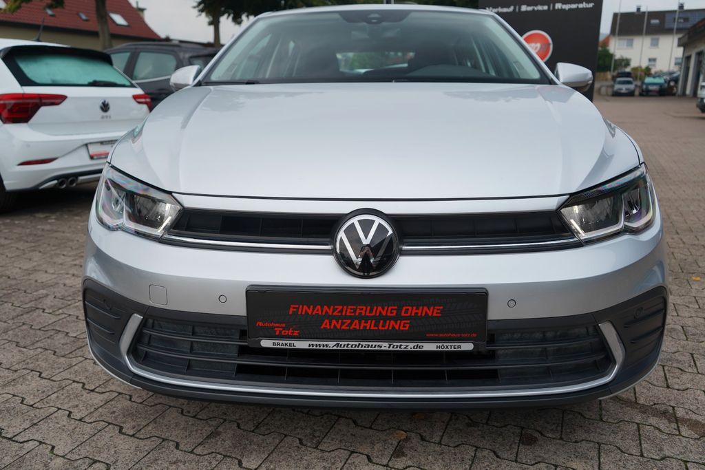 Volkswagen Polo 2023 г. Серебристый, пробег 32380 км
