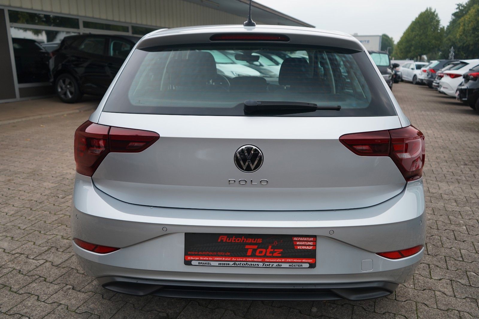 Volkswagen Polo 2023 г. Серебристый, пробег 32380 км