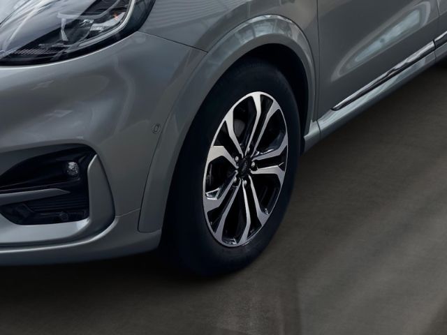 Ford Puma 2022 г. Серебристый, пробег 39519 км