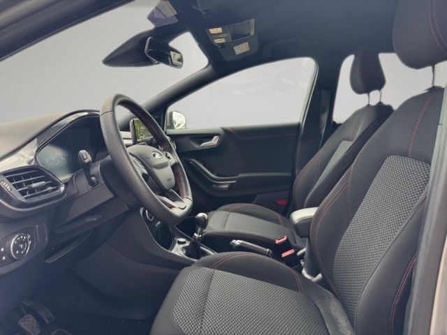 Ford Puma 2022 г. Серебристый, пробег 39519 км