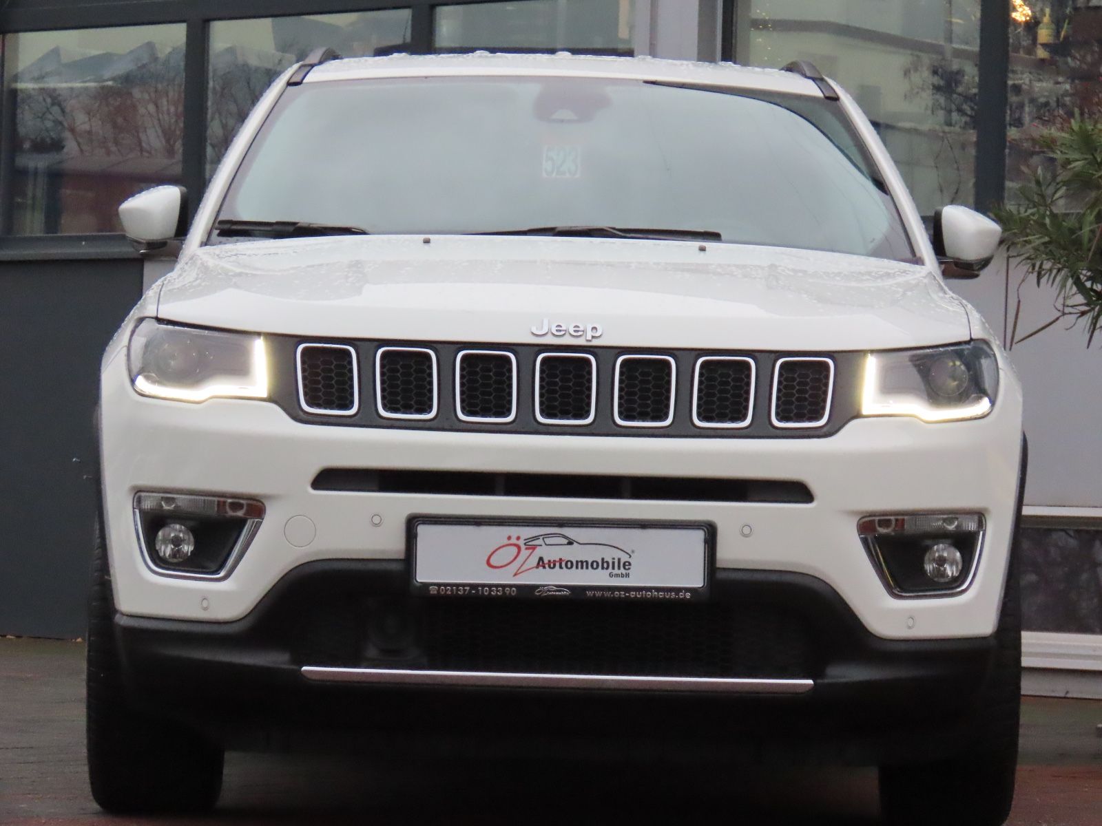 Jeep Compass 2021 г. Белый, пробег 59753 км