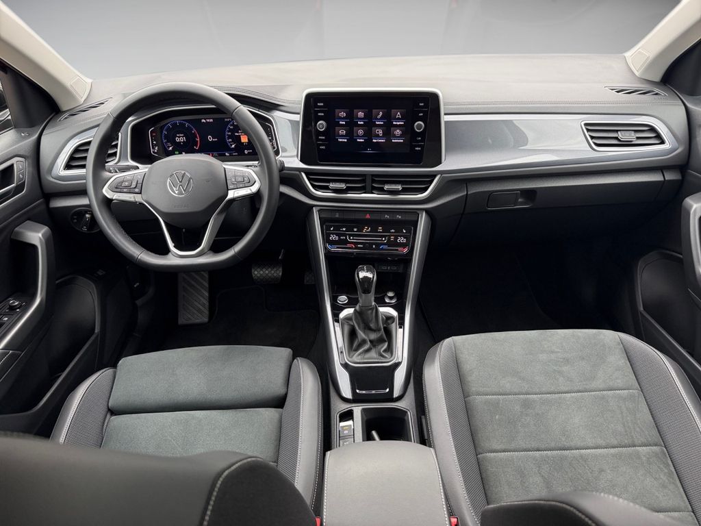 Volkswagen T-Roc 2024 г. Чёрный, пробег 36609 км
