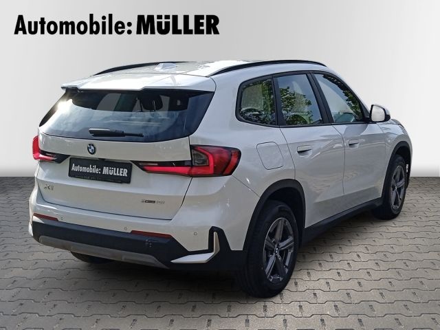 BMW X1 2023 г. Белый, пробег 41631 км
