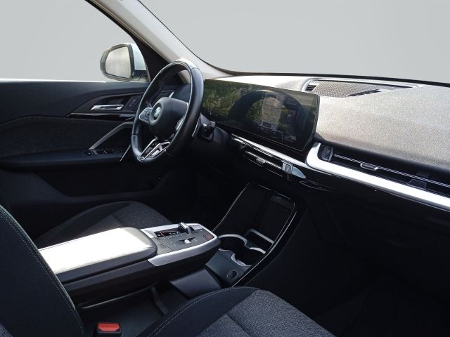 BMW X1 2023 г. Белый, пробег 41631 км