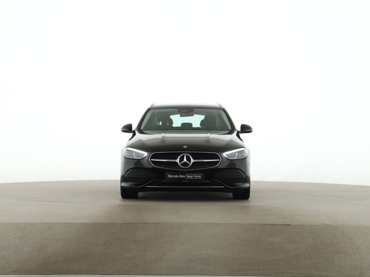Mercedes-Benz C 200 2023 г. Чёрный, пробег 48800 км