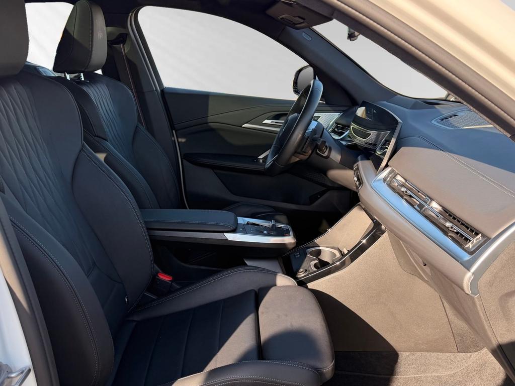 BMW X2 2025 г. Белый, пробег 23500 км