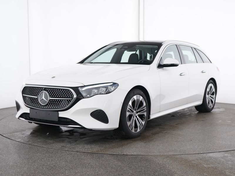 Mercedes-Benz E 200 2025 г. Серый, пробег 9878 км