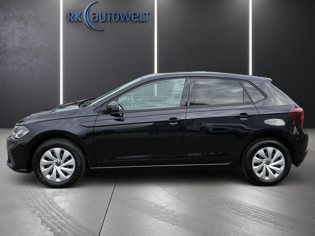 Volkswagen Polo 2023 г. Чёрный, пробег 53156 км