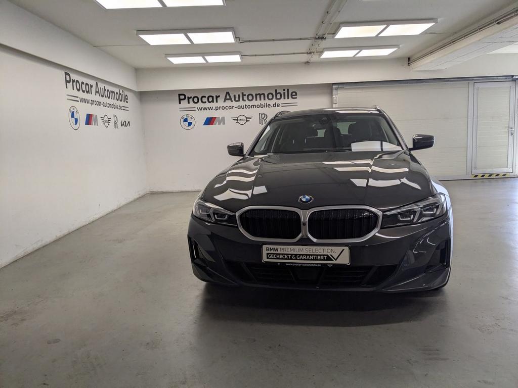BMW 320 2023 г. Серый, пробег 47925 км