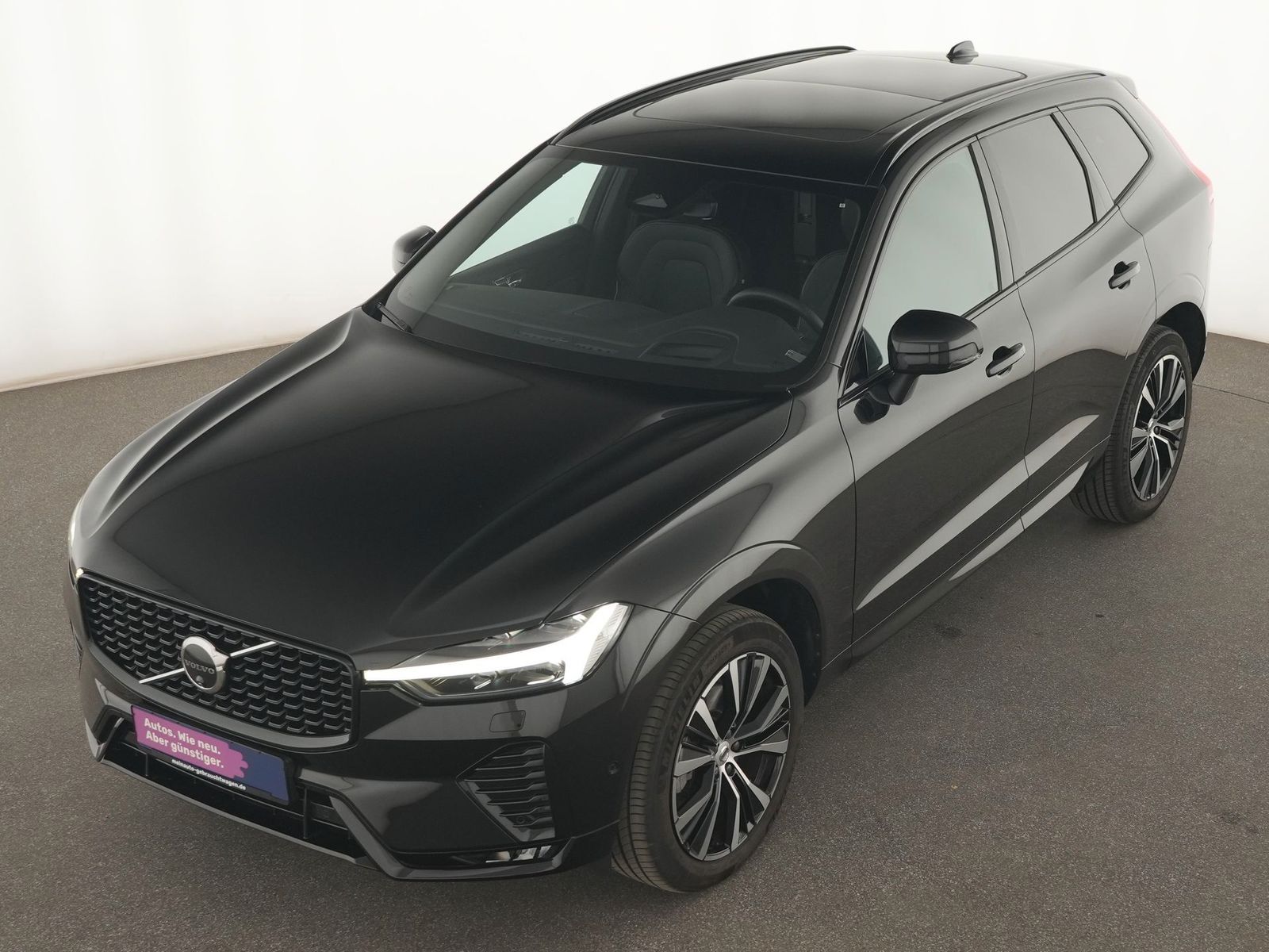 Volvo XC60 2024 г. Чёрный, пробег 20318 км