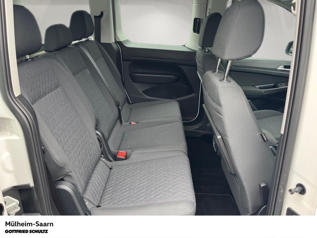 Volkswagen Caddy 2022 г. Белый, пробег 39447 км