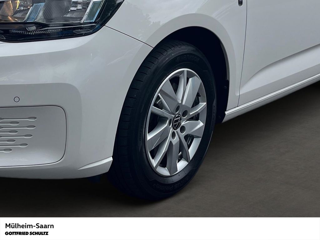 Volkswagen Caddy 2022 г. Белый, пробег 39447 км