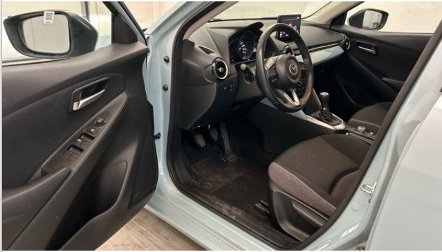 Mazda 2 2023 г. Синий, пробег 56669 км