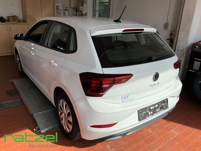 Volkswagen Polo 2022 г. Белый, пробег 45213 км