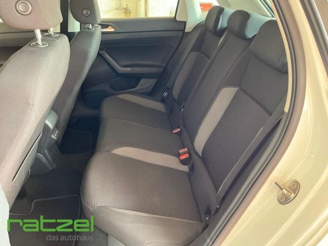 Volkswagen Polo 2022 г. Белый, пробег 45213 км