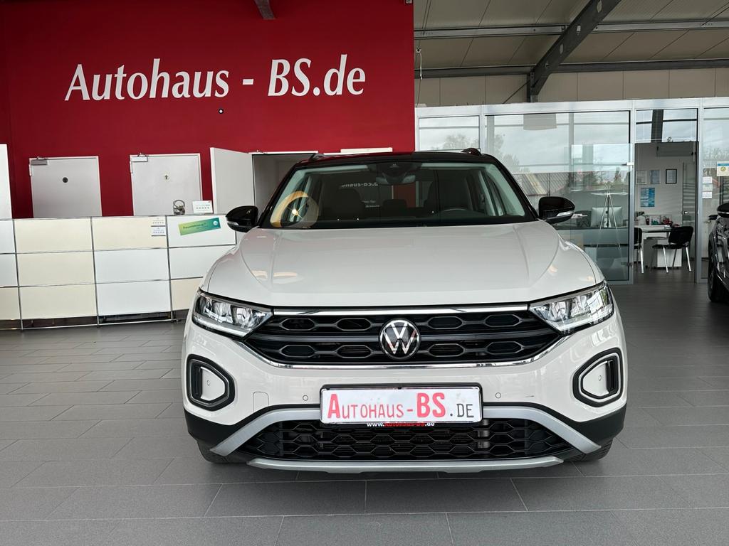 Volkswagen T-Roc 2024 г. Серый, пробег 36441 км