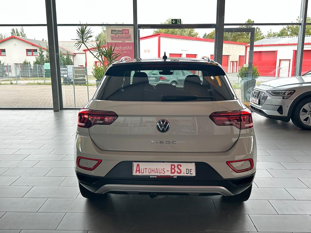 Volkswagen T-Roc 2024 г. Серый, пробег 36441 км
