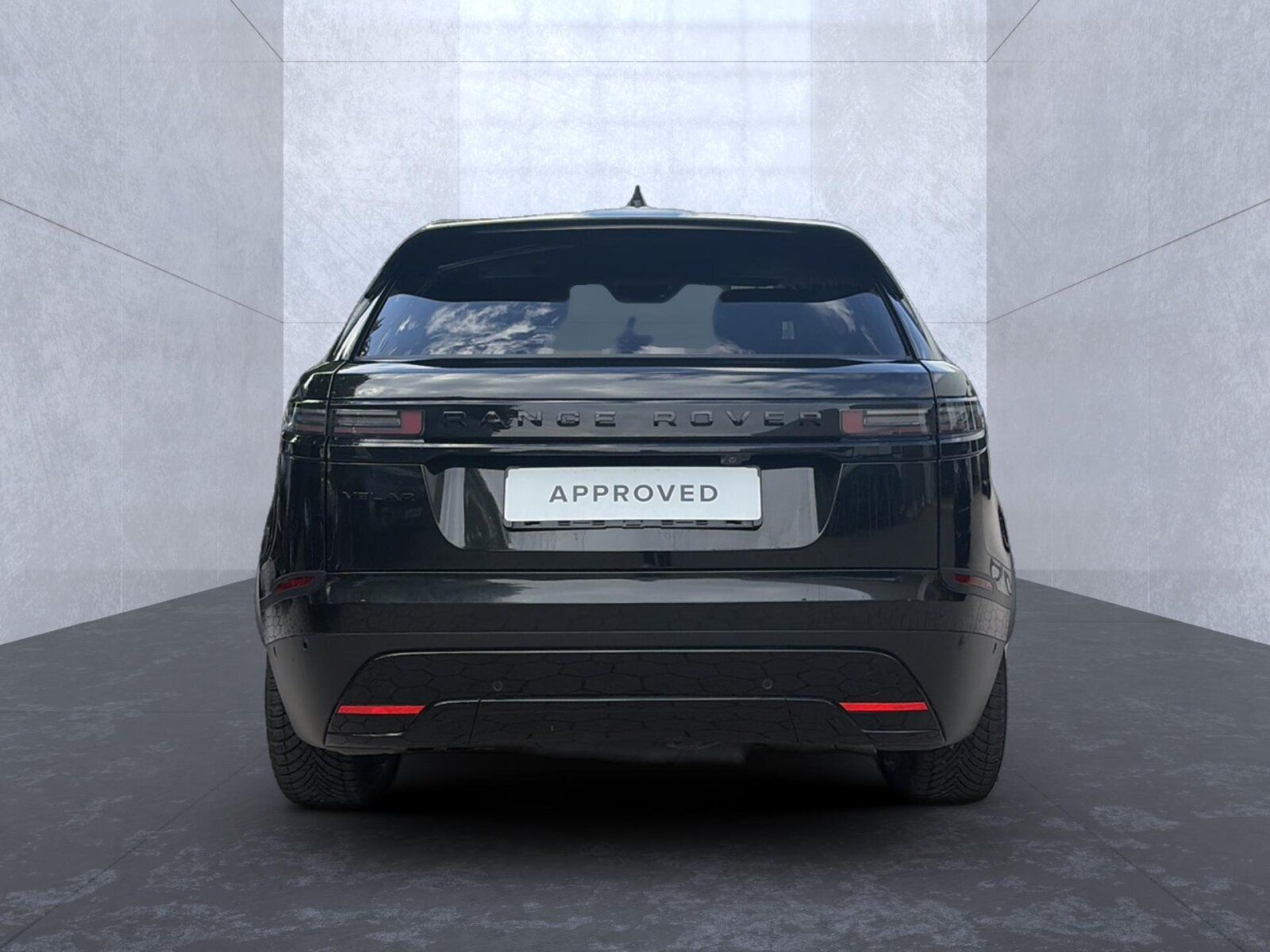 Land Rover Range Rover Velar 2024 г. Чёрный, пробег 46888 км